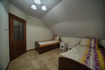 Фото номера Шале с 3 спальнями Комплексы для отдыха с коттеджами/бунгало Kozłów Park г. Kozłów 8